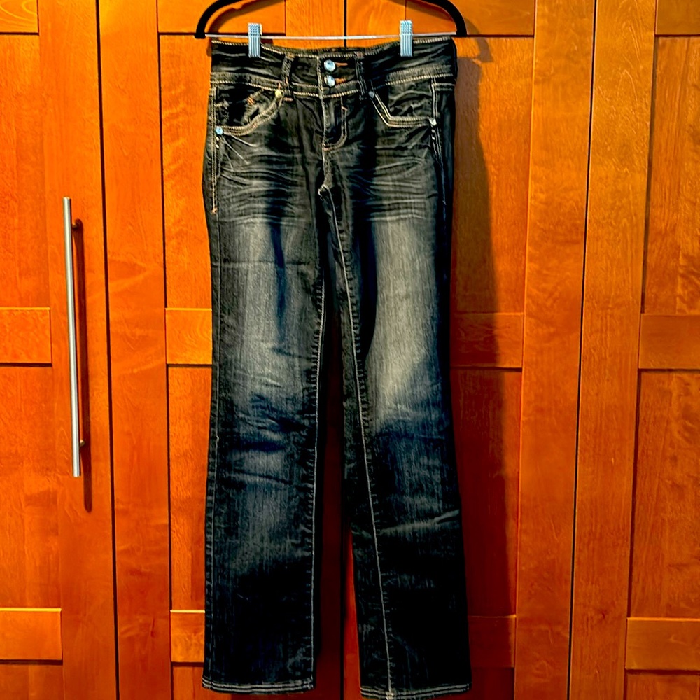 Nissi tastefully embellished Jeans